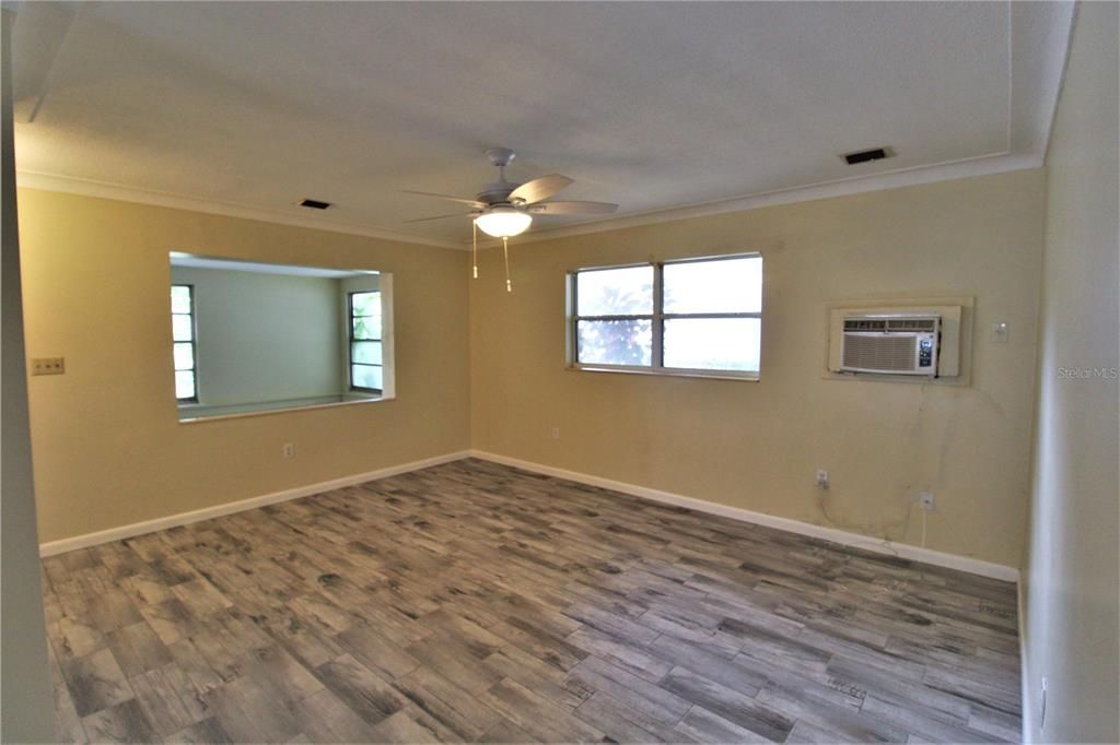 For Rent: $2,175 (3 beds, 2 baths, 1392 Square Feet)