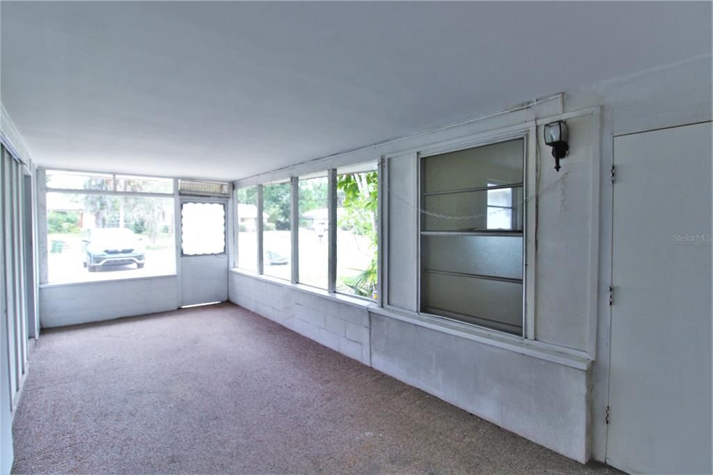 For Rent: $2,175 (3 beds, 2 baths, 1392 Square Feet)