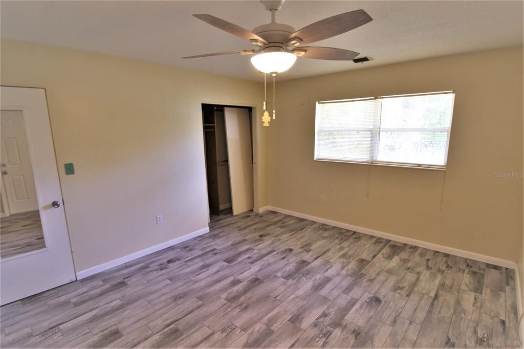 For Rent: $2,175 (3 beds, 2 baths, 1392 Square Feet)