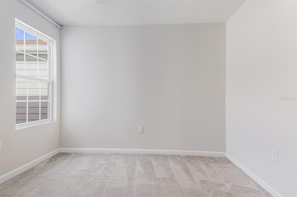 For Sale: $240,000 (3 beds, 2 baths, 1442 Square Feet)