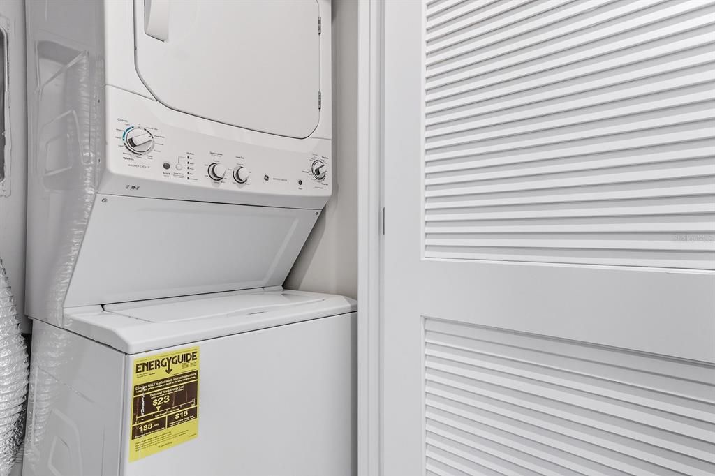 For Sale: $240,000 (3 beds, 2 baths, 1442 Square Feet)