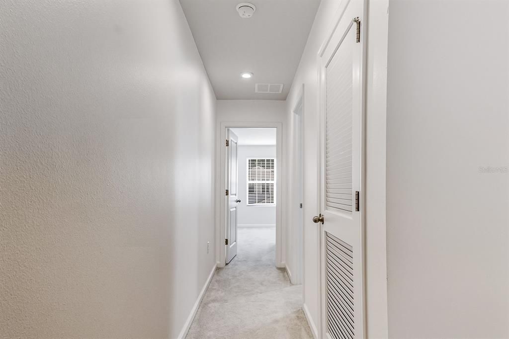 For Sale: $240,000 (3 beds, 2 baths, 1442 Square Feet)