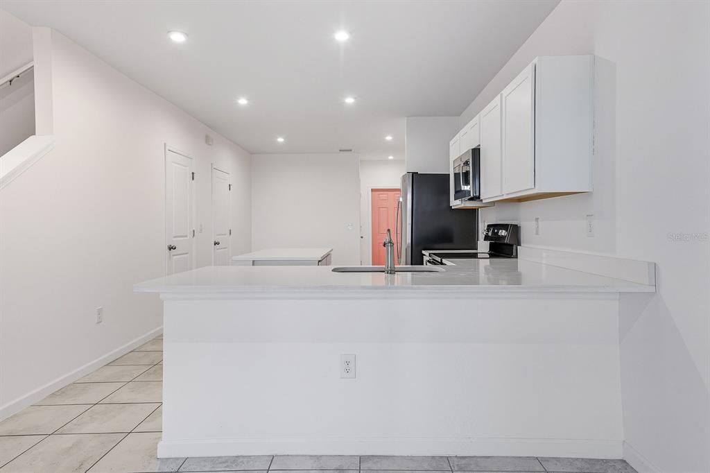 For Sale: $240,000 (3 beds, 2 baths, 1442 Square Feet)