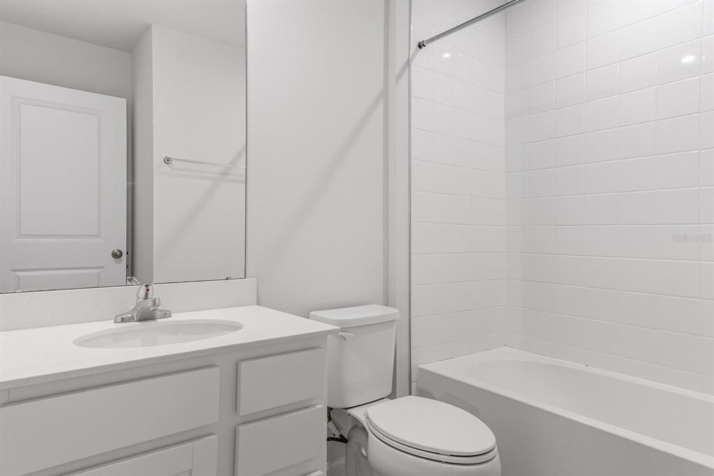 For Sale: $240,000 (3 beds, 2 baths, 1442 Square Feet)