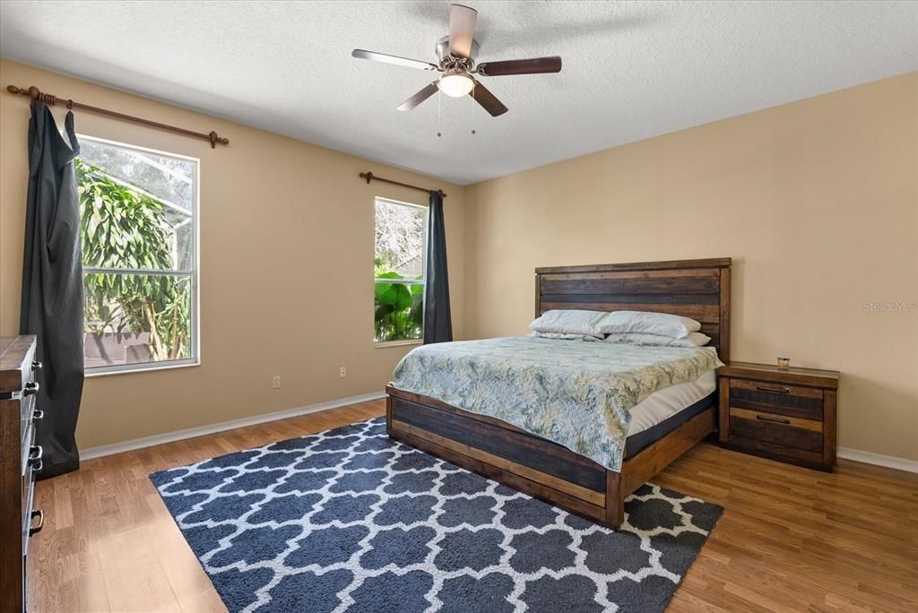 На продажу: $620,000 (4 спален, 3 ванн, 2338 Квадратных фут)