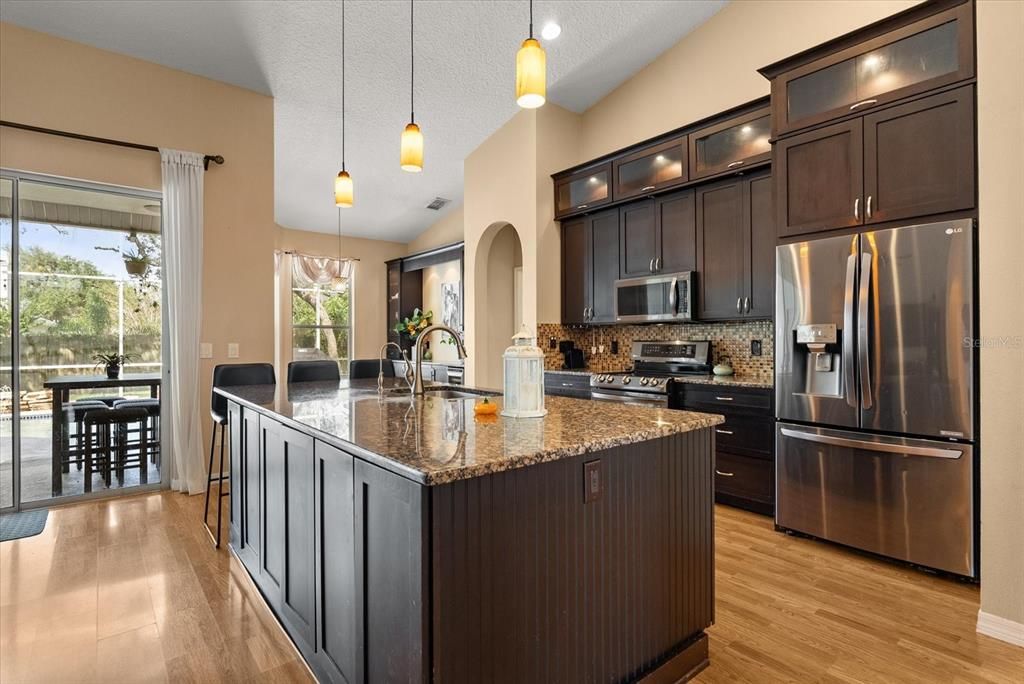 На продажу: $620,000 (4 спален, 3 ванн, 2338 Квадратных фут)