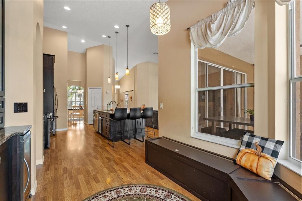 На продажу: $620,000 (4 спален, 3 ванн, 2338 Квадратных фут)