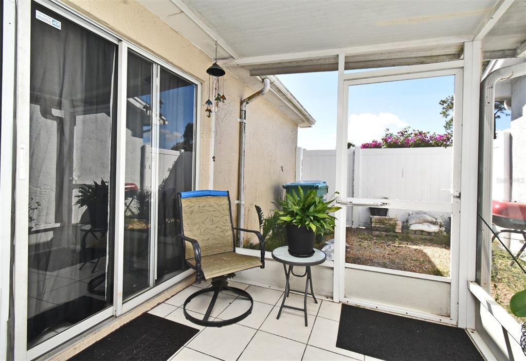 For Sale: $285,990 (3 beds, 2 baths, 1091 Square Feet)