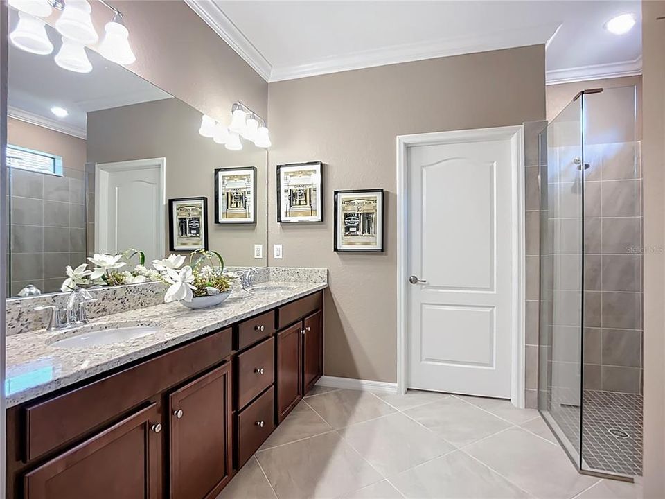 For Rent: $5,000 (2 beds, 2 baths, 1907 Square Feet)