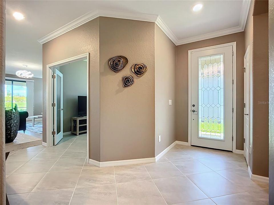 For Rent: $5,000 (2 beds, 2 baths, 1907 Square Feet)