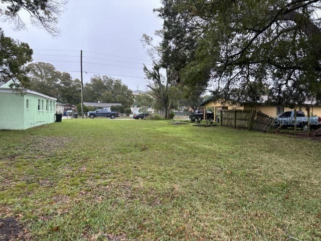 待售: $124,900 (0.17 acres)