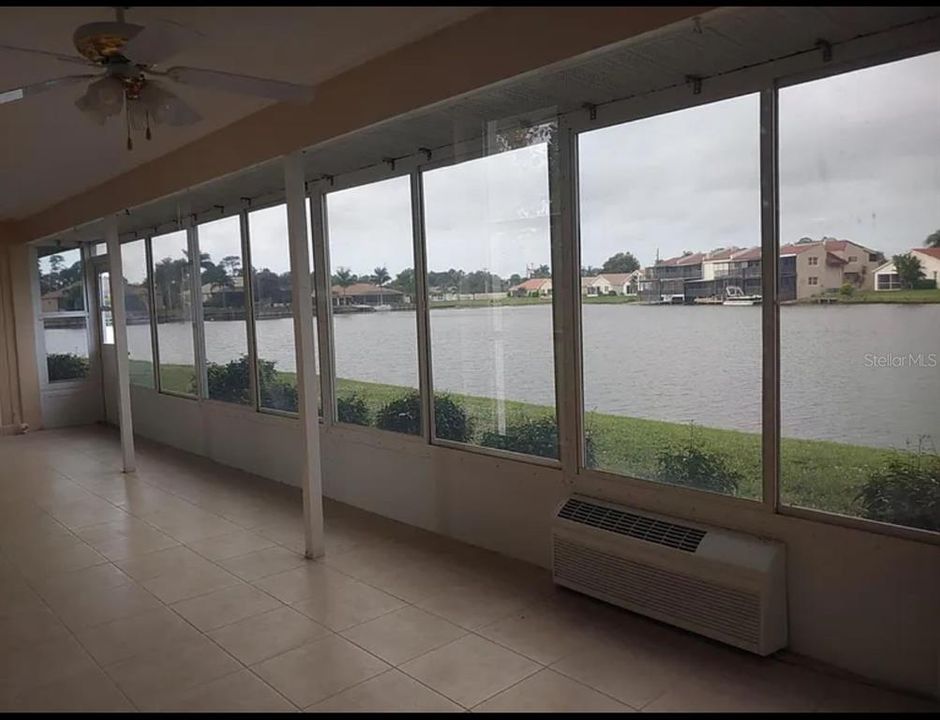 For Rent: $1,900 (3 beds, 2 baths, 1982 Square Feet)