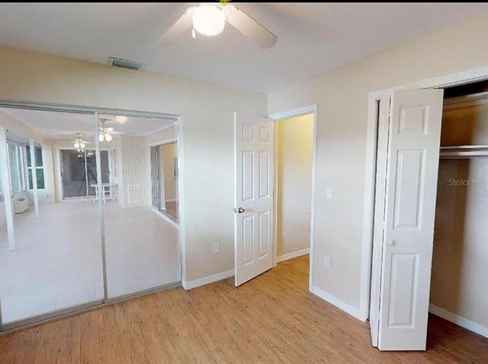 For Rent: $1,900 (3 beds, 2 baths, 1982 Square Feet)