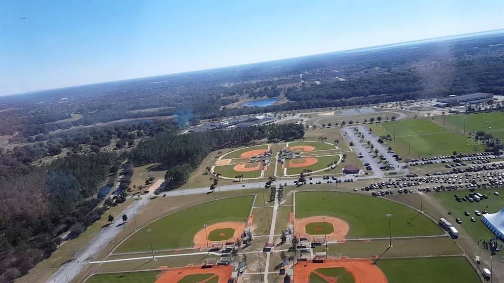 На продажу: $294,900 (3 спален, 2 ванн, 1806 Квадратных фут)