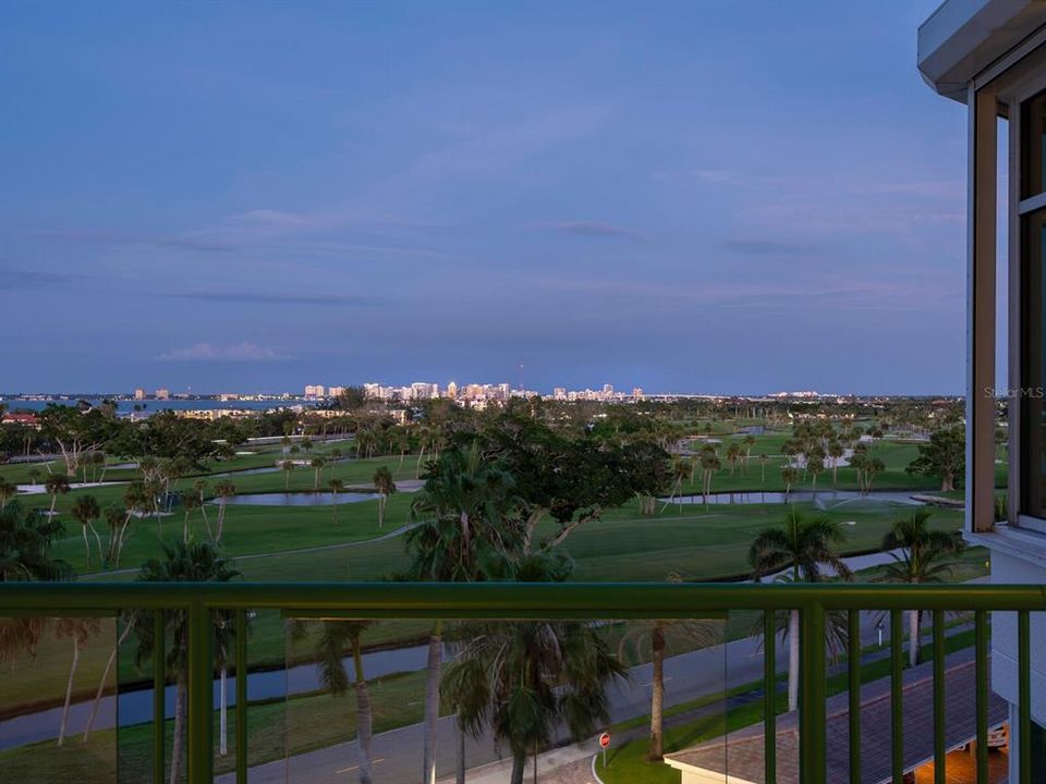 Active With Contract: $4,250,000 (3 beds, 3 baths, 3139 Square Feet)