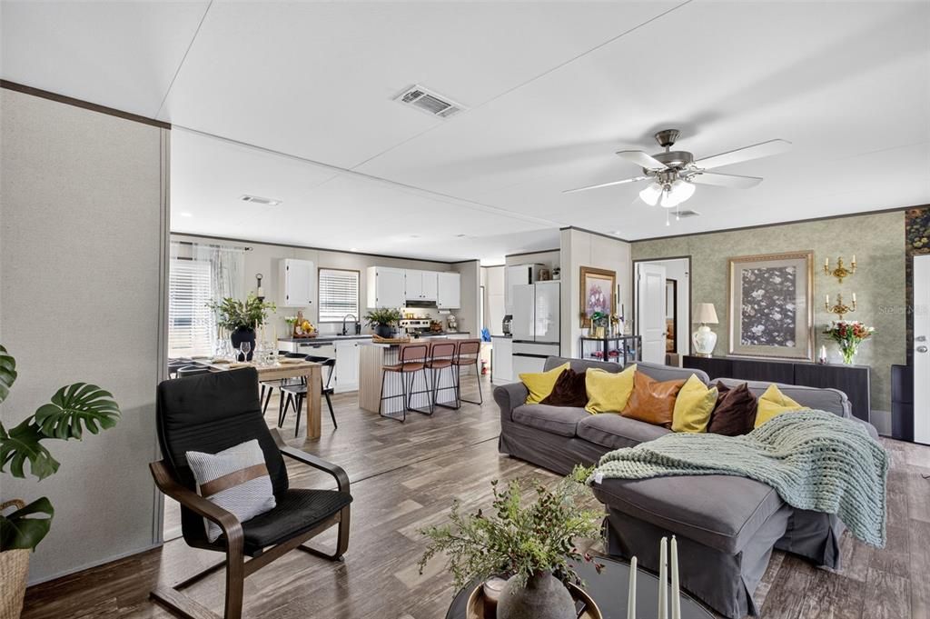 待售: $315,000 (3 贝兹, 2 浴室, 1456 平方英尺)