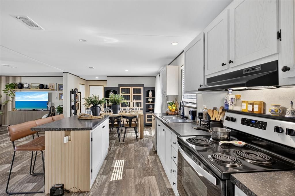 待售: $315,000 (3 贝兹, 2 浴室, 1456 平方英尺)