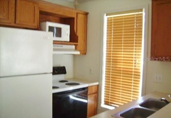 En Renta: $1,150 (2 camas, 2 baños, 800 Pies cuadrados)