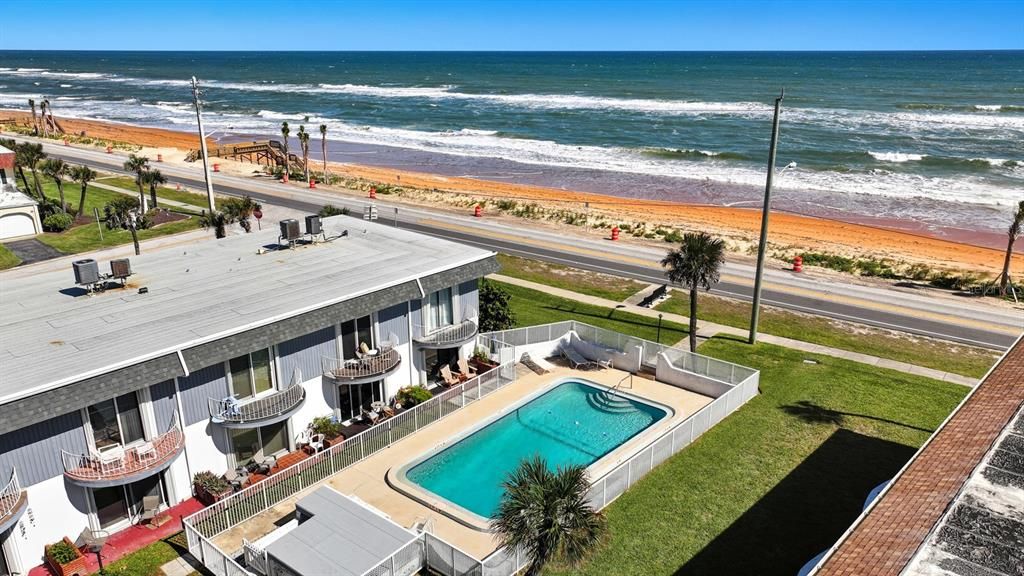 待售: $299,999 (2 贝兹, 2 浴室, 1216 平方英尺)