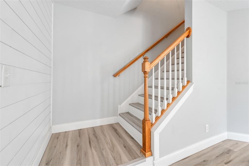 Activo con contrato: $299,900 (3 camas, 2 baños, 1408 Pies cuadrados)