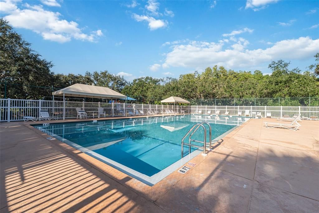 Activo con contrato: $299,900 (3 camas, 2 baños, 1408 Pies cuadrados)