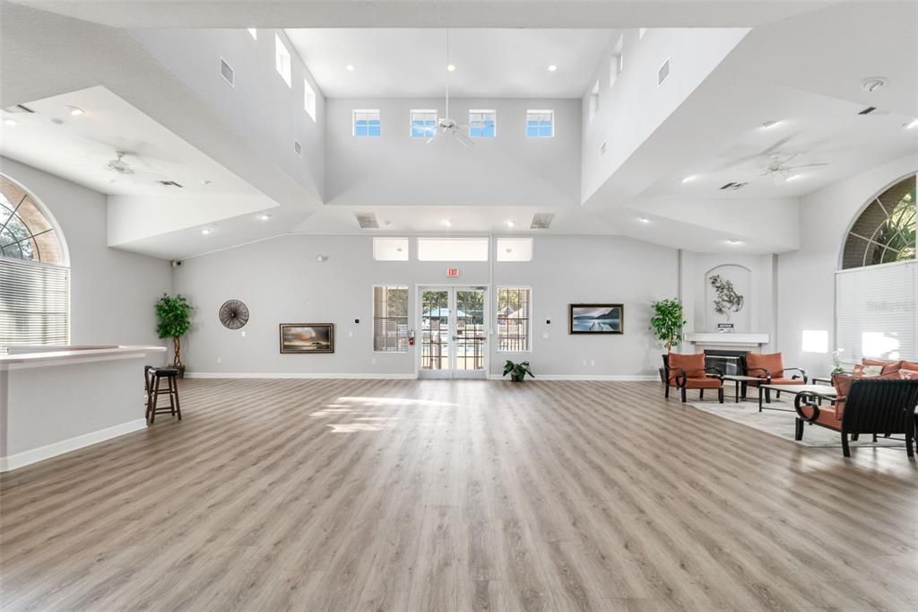 Activo con contrato: $299,900 (3 camas, 2 baños, 1408 Pies cuadrados)