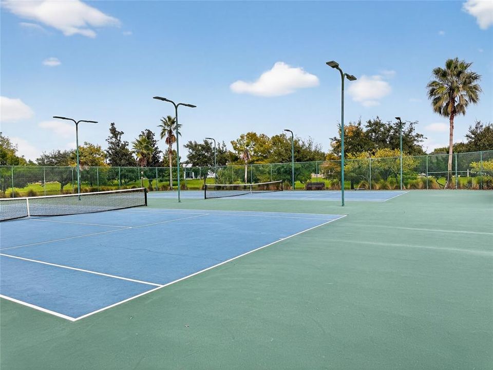 待售: $776,000 (5 贝兹, 3 浴室, 2965 平方英尺)