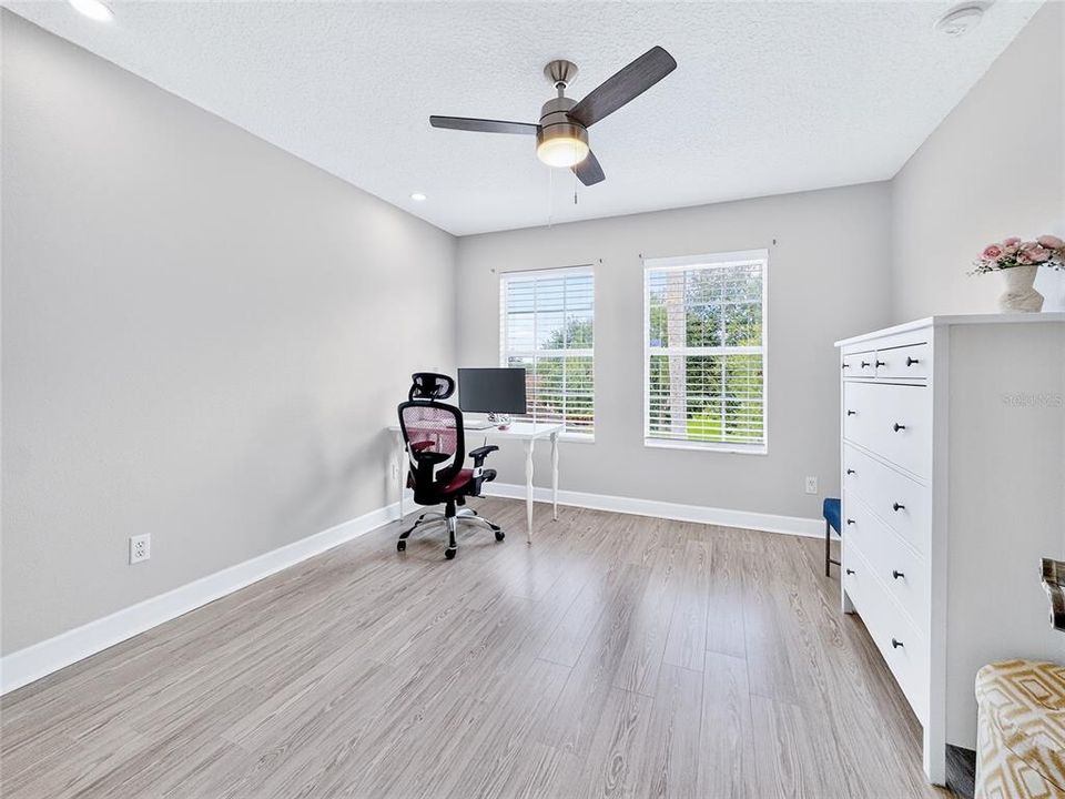 待售: $776,000 (5 贝兹, 3 浴室, 2965 平方英尺)