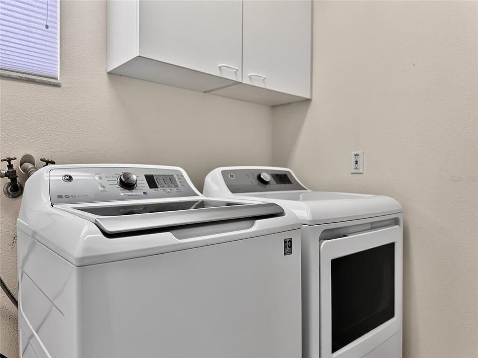 待售: $776,000 (5 贝兹, 3 浴室, 2965 平方英尺)