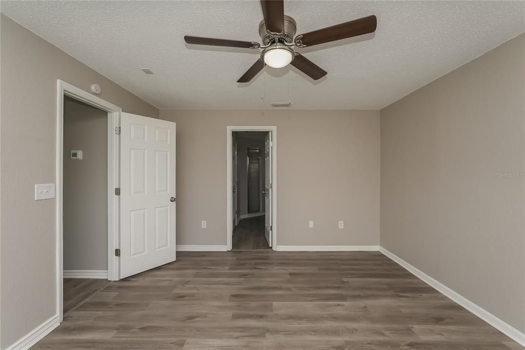 For Rent: $2,250 (4 beds, 2 baths, 1859 Square Feet)