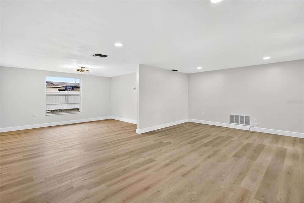 Activo con contrato: $254,900 (2 camas, 2 baños, 1290 Pies cuadrados)