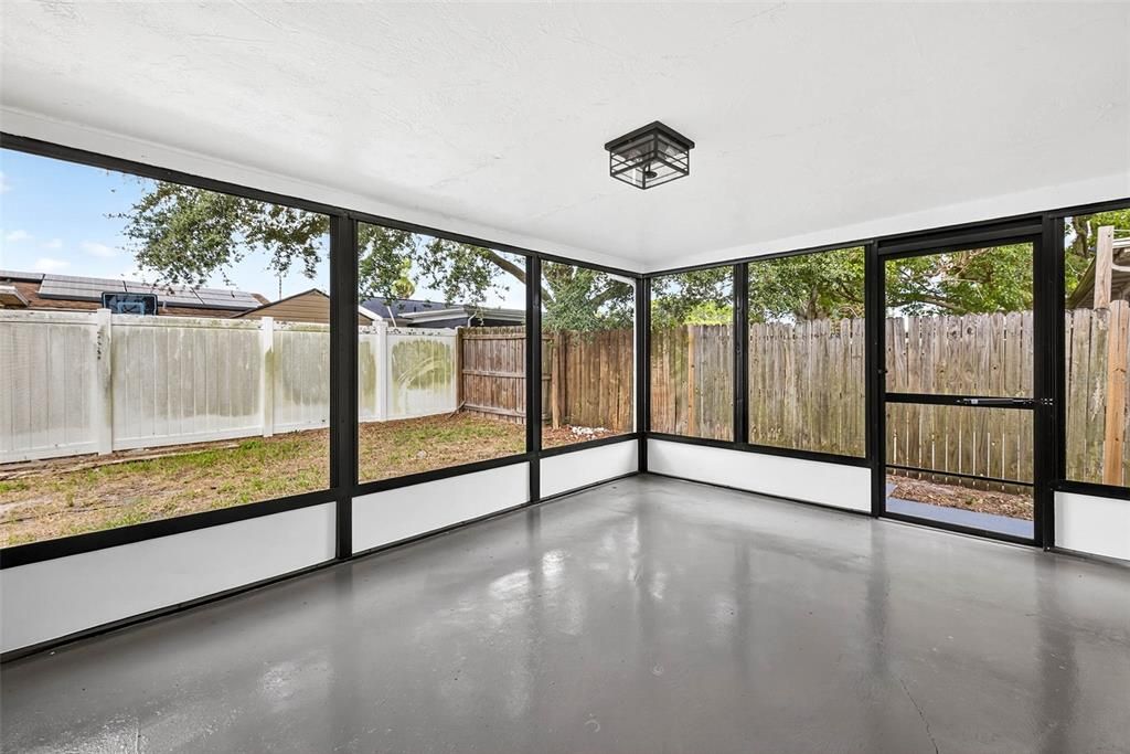 Activo con contrato: $254,900 (2 camas, 2 baños, 1290 Pies cuadrados)