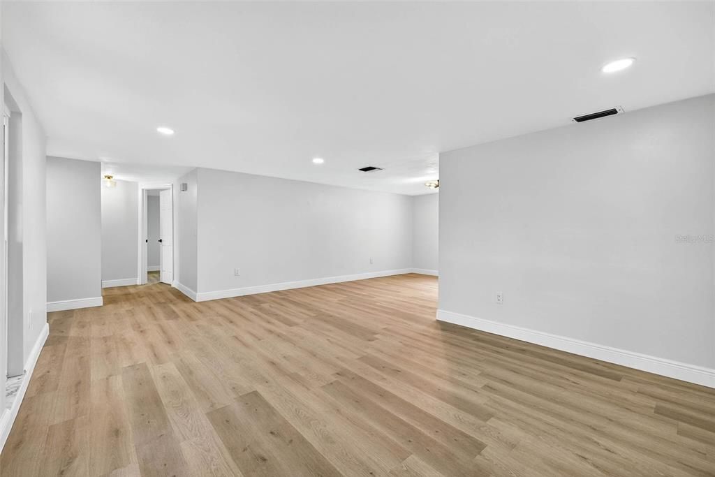 Activo con contrato: $254,900 (2 camas, 2 baños, 1290 Pies cuadrados)