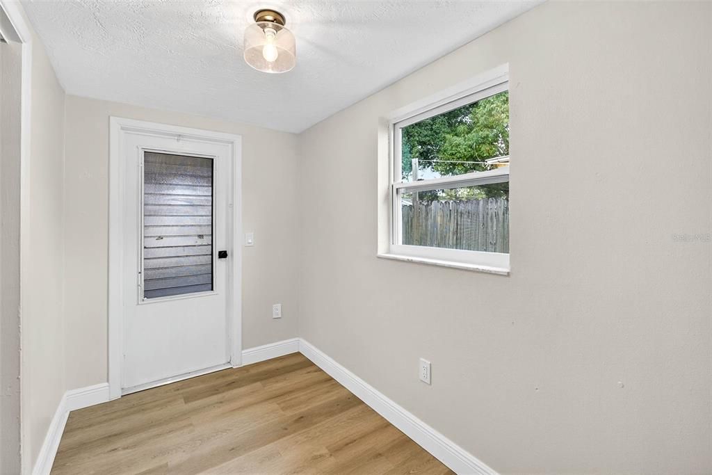 Activo con contrato: $254,900 (2 camas, 2 baños, 1290 Pies cuadrados)