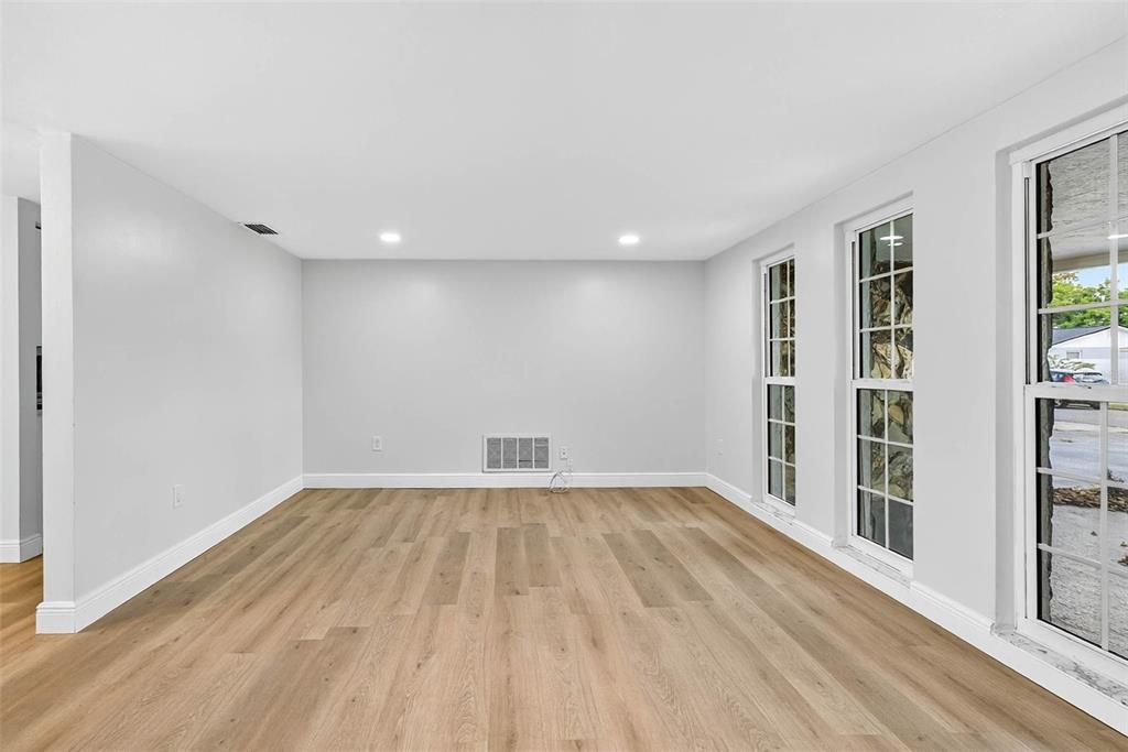 Activo con contrato: $254,900 (2 camas, 2 baños, 1290 Pies cuadrados)