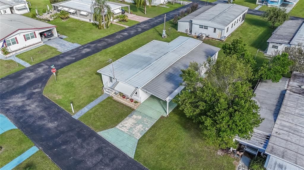 合同活跃: $105,000 (2 贝兹, 2 浴室, 1014 平方英尺)