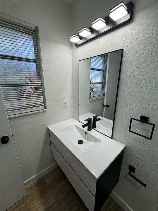 For Rent: $1,425 (2 beds, 2 baths, 3840 Square Feet)