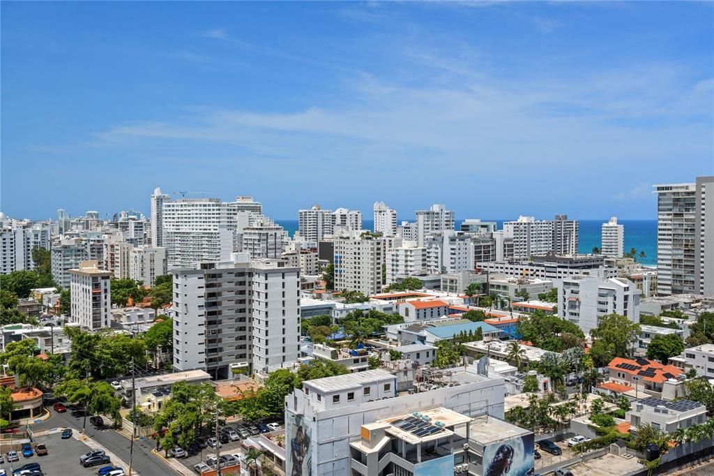 Active With Contract: $895,000 (2 beds, 2 baths, 1337 Square Feet)