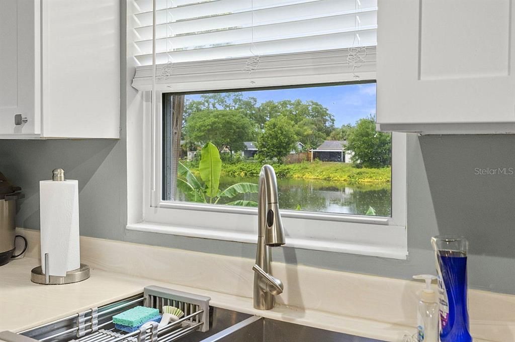 На продажу: $494,900 (3 спален, 2 ванн, 1296 Квадратных фут)