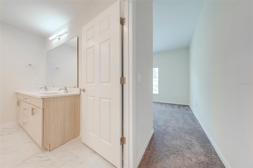 For Sale: $320,000 (4 beds, 2 baths, 1548 Square Feet)