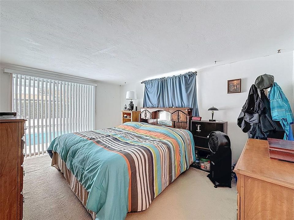 Active With Contract: $249,900 (2 beds, 2 baths, 1525 Square Feet)