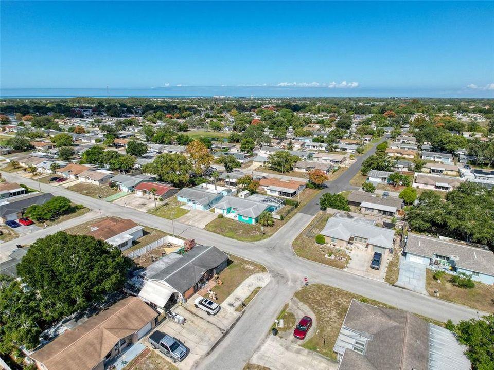 Active With Contract: $249,900 (2 beds, 2 baths, 1525 Square Feet)