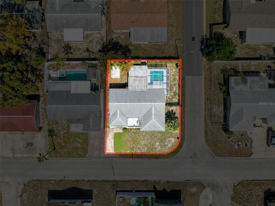 Active With Contract: $249,900 (2 beds, 2 baths, 1525 Square Feet)