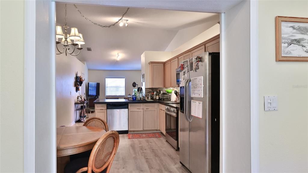 待售: $500,000 (4 贝兹, 0 浴室, 1958 平方英尺)