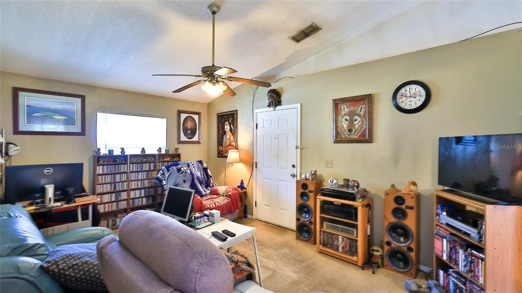 待售: $500,000 (4 贝兹, 0 浴室, 1958 平方英尺)