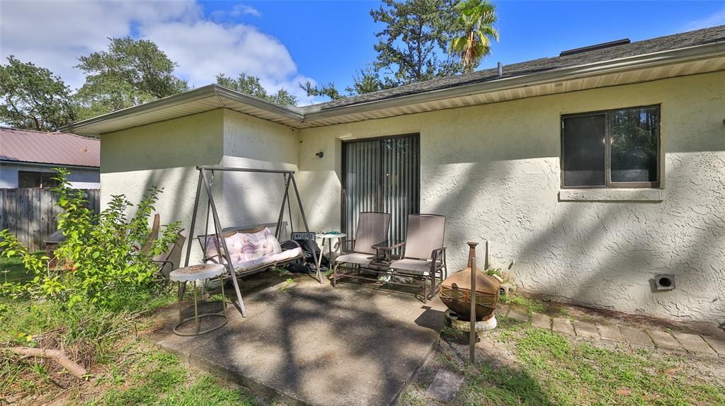 待售: $500,000 (4 贝兹, 0 浴室, 1958 平方英尺)