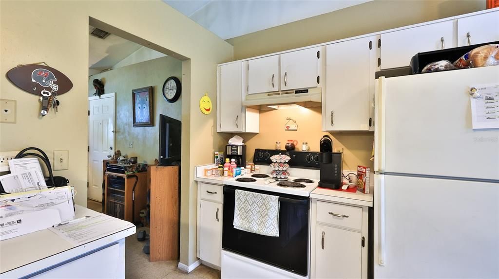 待售: $500,000 (4 贝兹, 0 浴室, 1958 平方英尺)