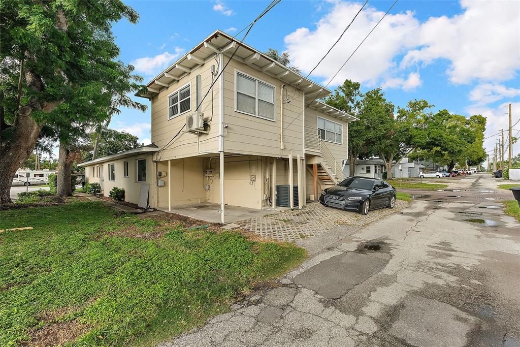 For Sale: $865,000 (0 beds, 0 baths, 2164 Square Feet)