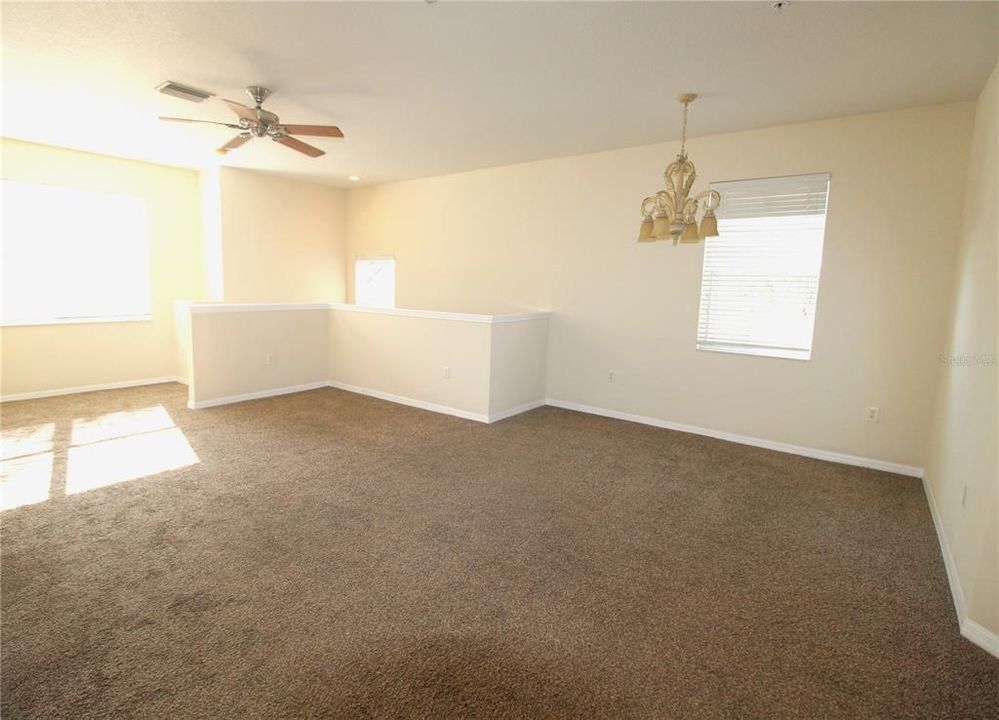 В аренду: $1,995 (3 спален, 2 ванн, 1417 Квадратных фут)