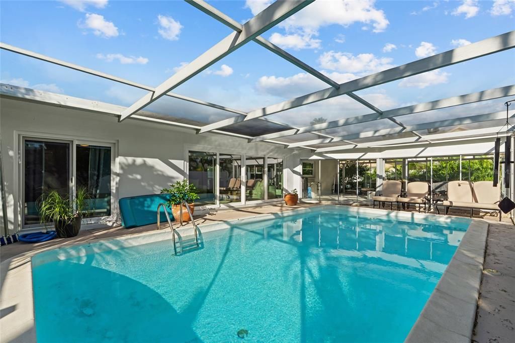 На продажу: $874,900 (2 спален, 2 ванн, 1440 Квадратных фут)